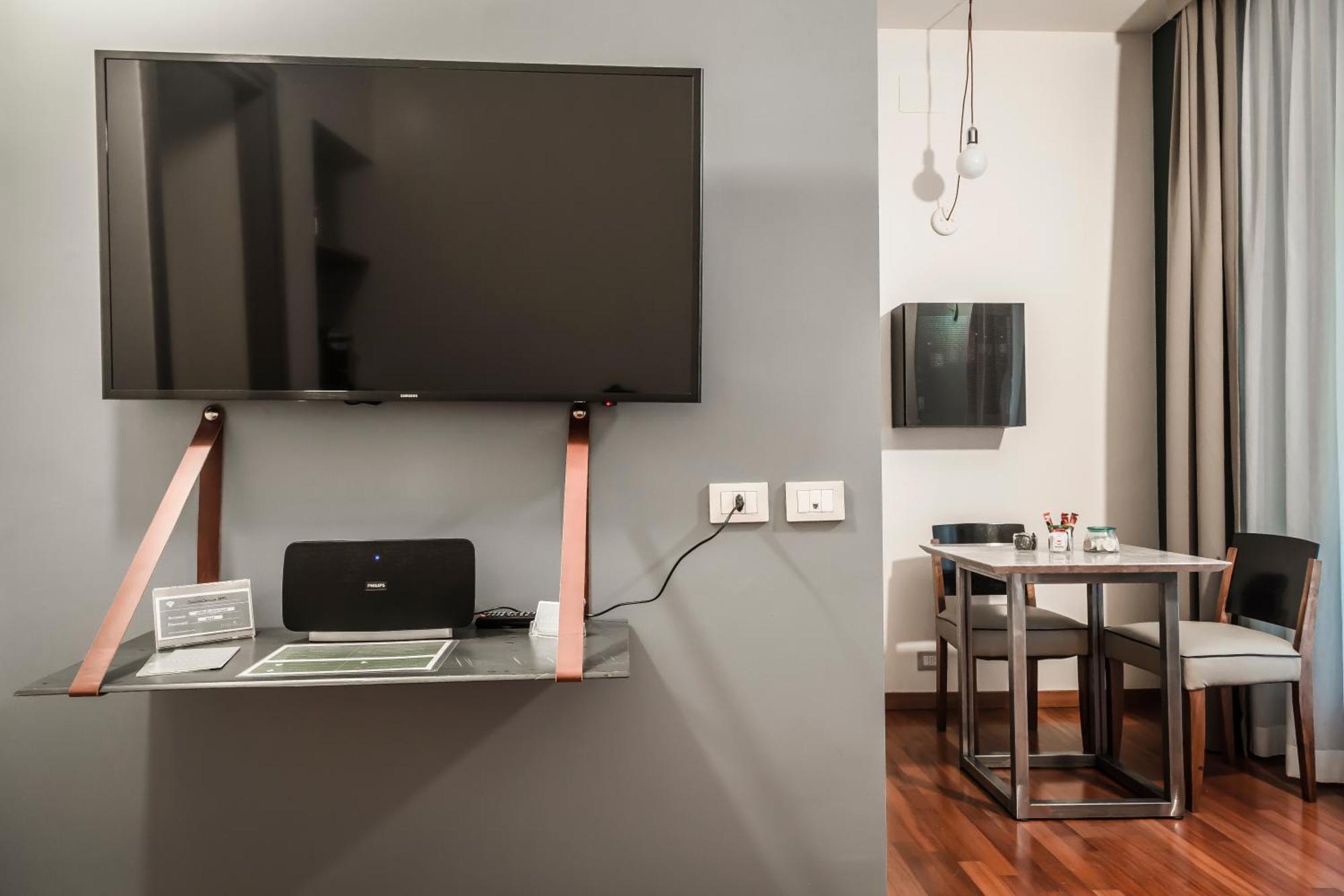 Montenapoleone Suites Milano Eksteriør billede